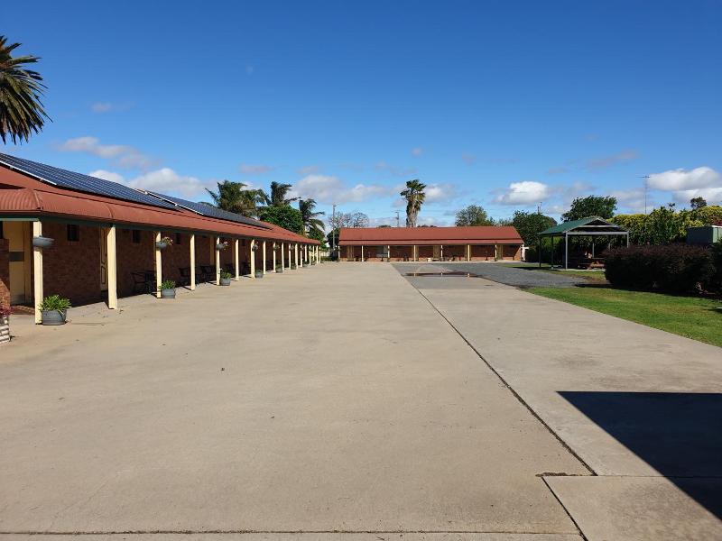 The Finley Palm Motor Inn