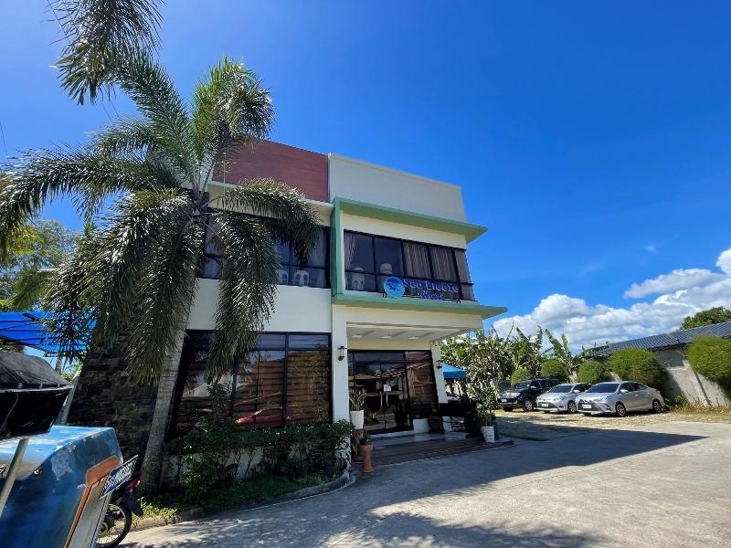 Argao Seabreeze Hotel Powered By Cocotel image