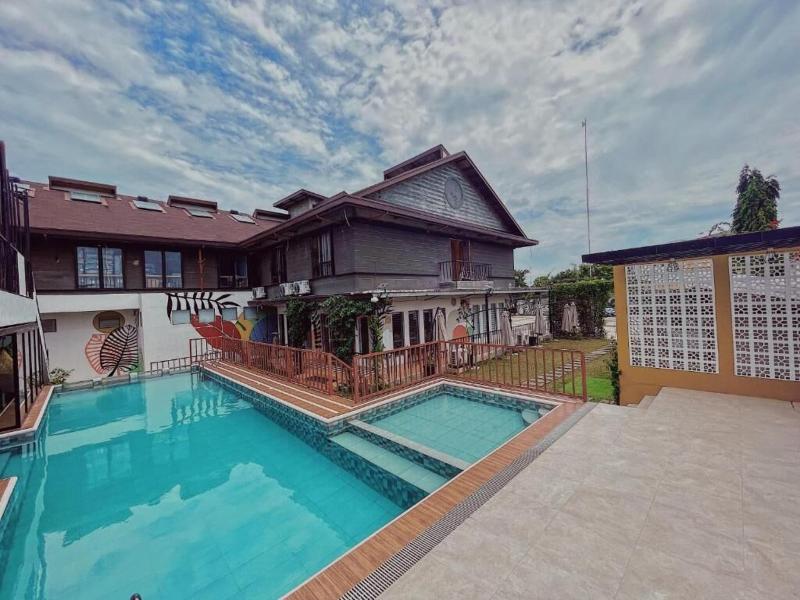 Urban Glamp Resort Iloilo