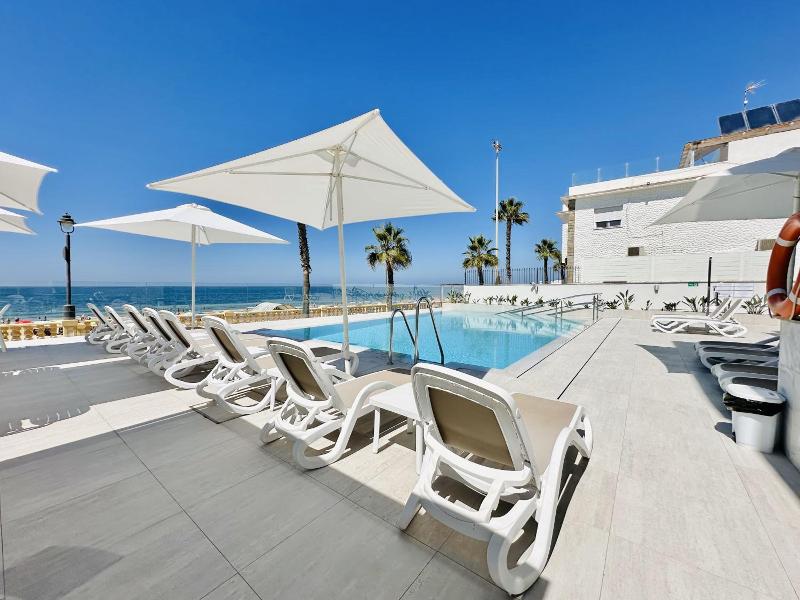 Hotel Apartamentos Marina Luz image