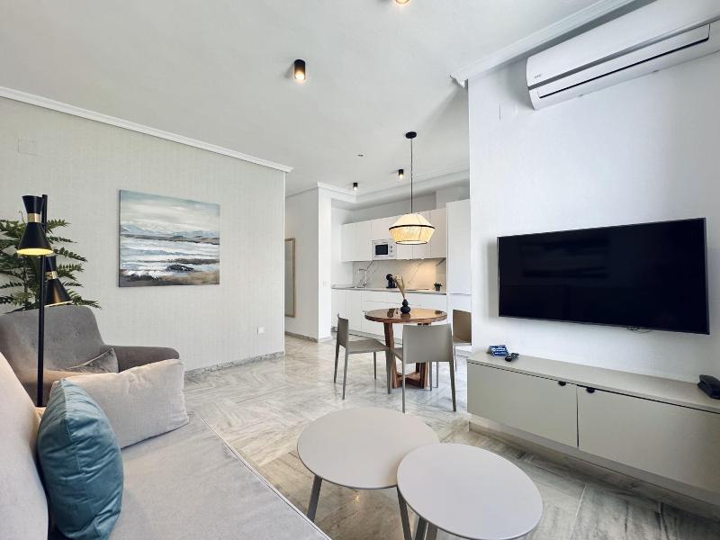 Hotel Apartamentos Marina Luz image