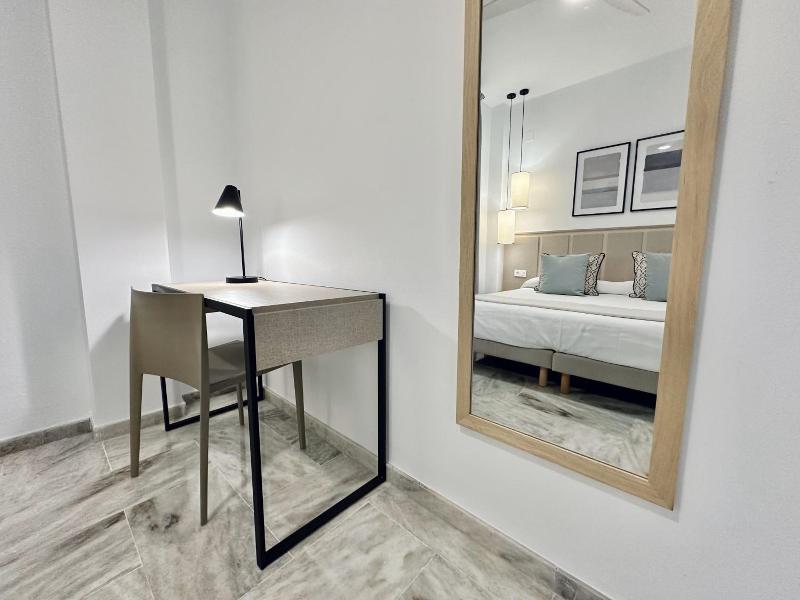 Hotel Apartamentos Marina Luz image