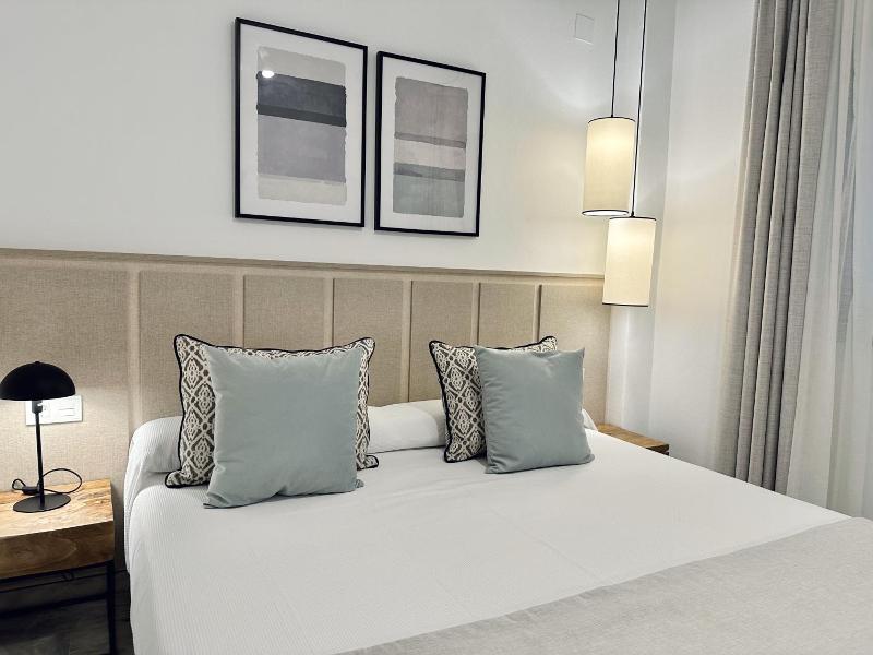 Hotel Apartamentos Marina Luz image