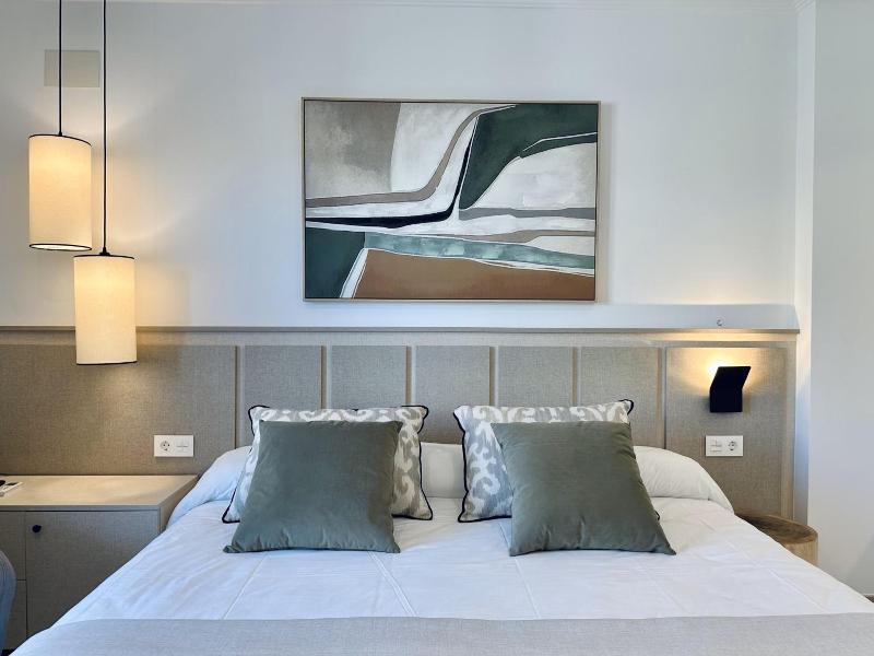Hotel Apartamentos Marina Luz image