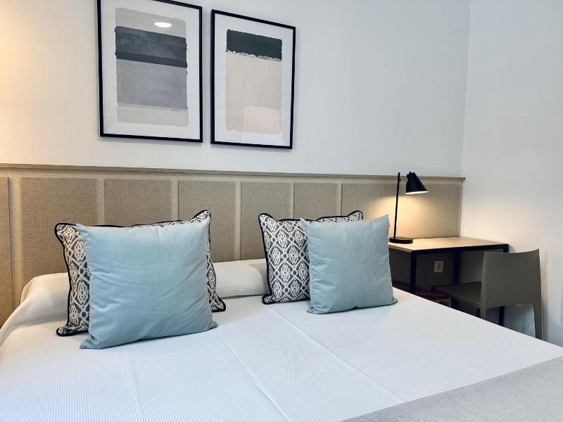 Hotel Apartamentos Marina Luz image
