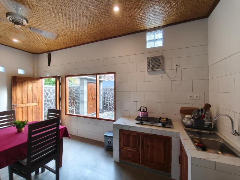 1000 Dream Bungalow image