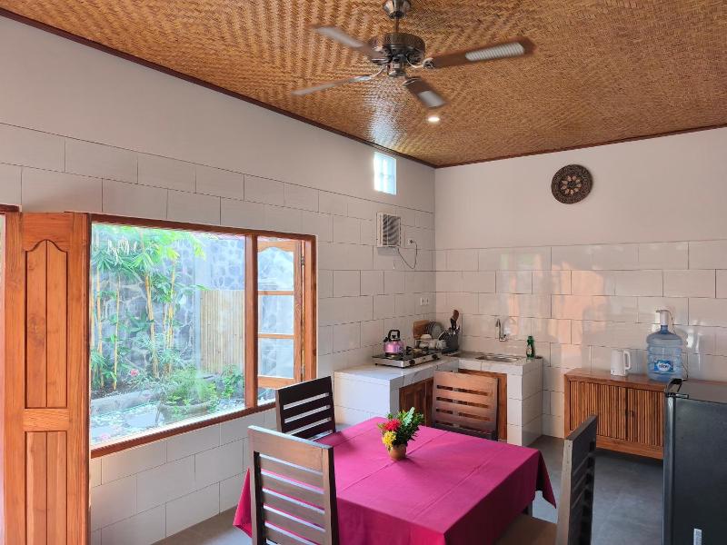 1000 Dream Bungalow image