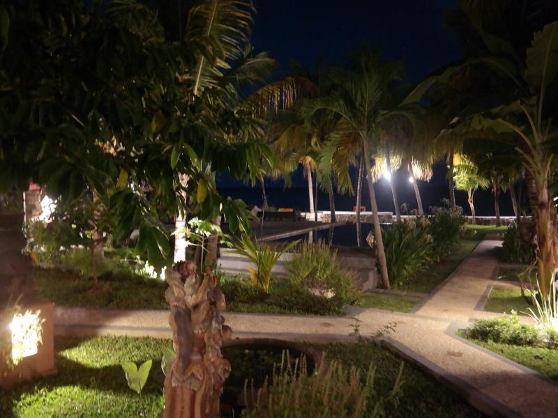 1000 Dream Bungalow image