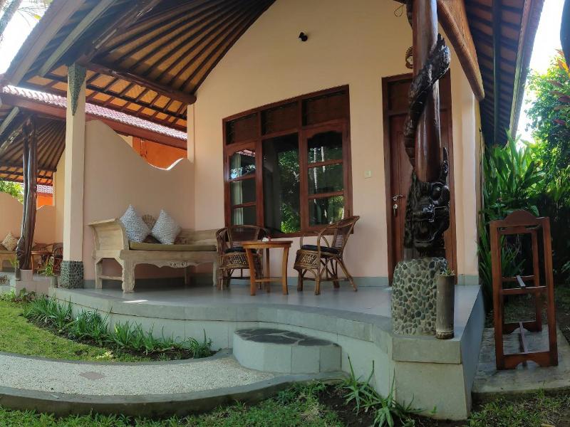 1000 Dream Bungalow image