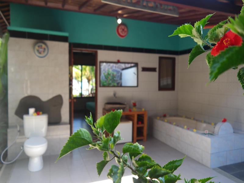 1000 Dream Bungalow image
