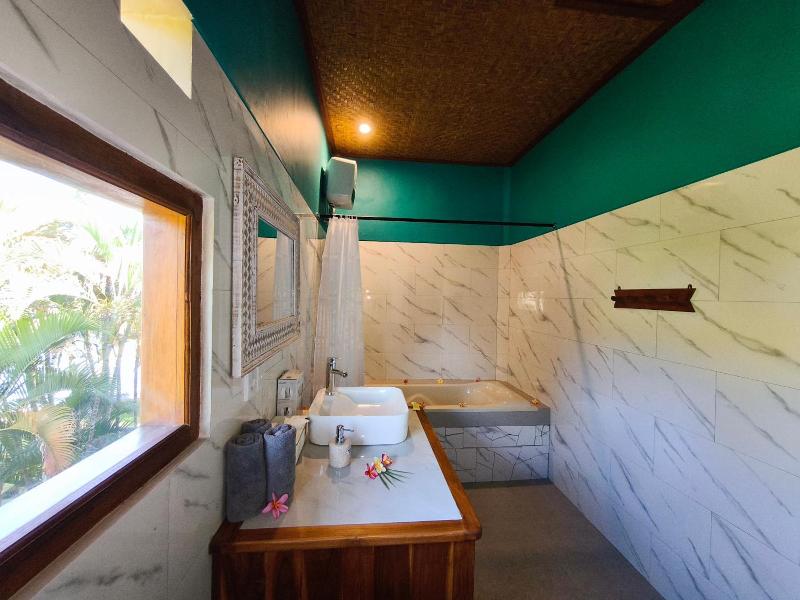 1000 Dream Bungalow image