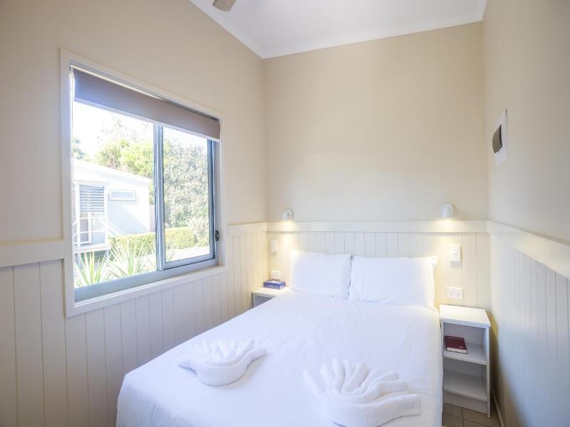 Fingal Bay Holiday Park image