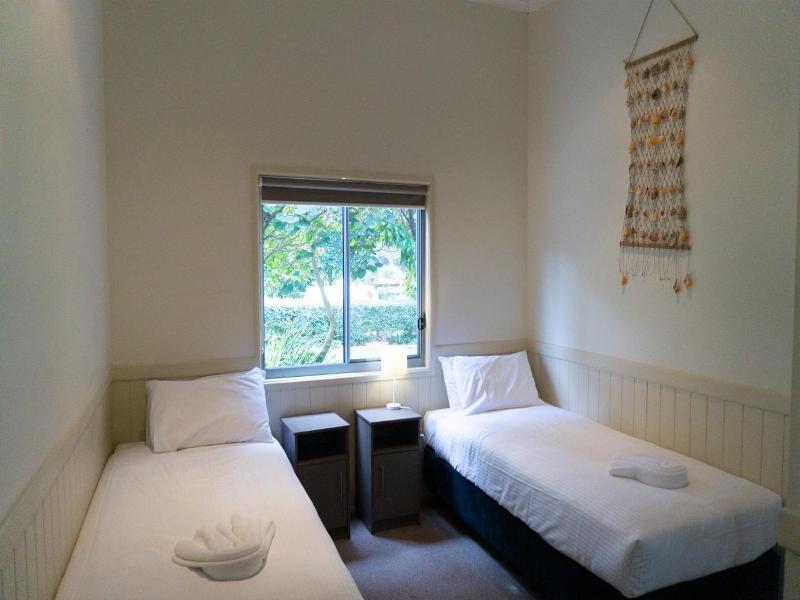 Fingal Bay Holiday Park image