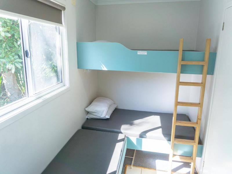 Fingal Bay Holiday Park image
