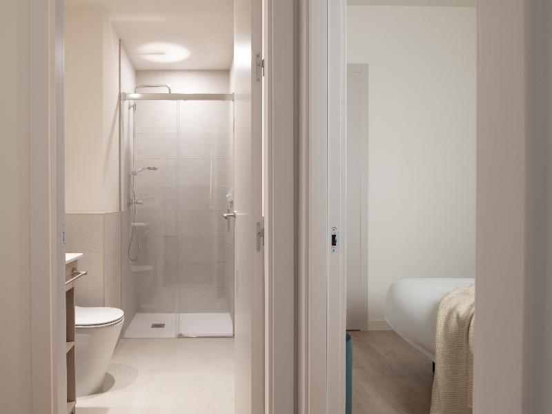 Libere Seville Triana image