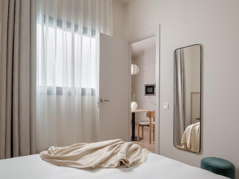 Libere Seville Triana image