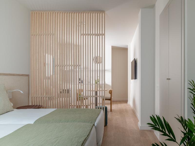 Libere Seville Triana image