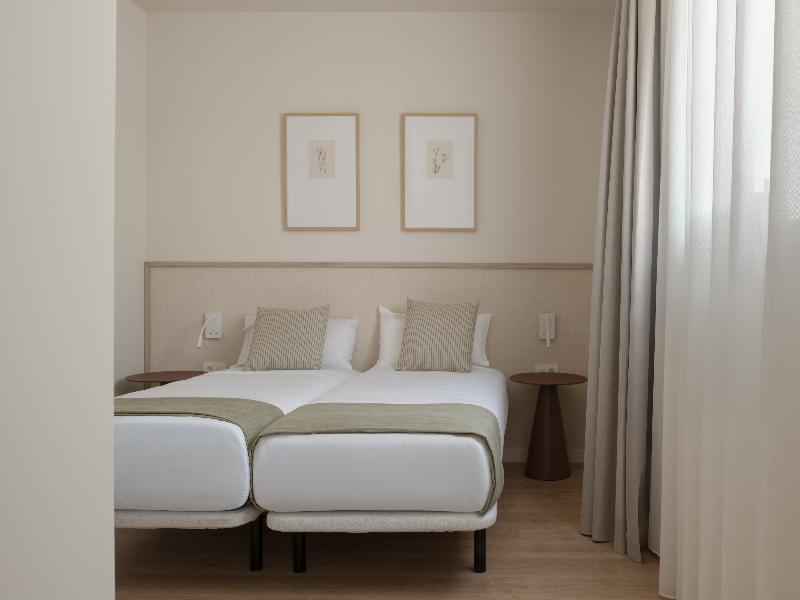 Libere Seville Triana image