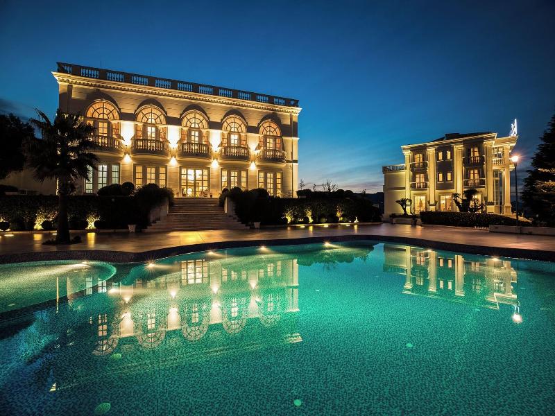 Royal Hill Hotel image