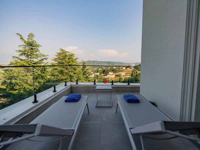 Royal Hill Hotel image
