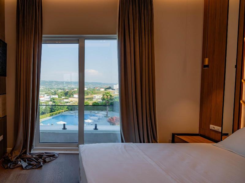 Royal Hill Hotel image