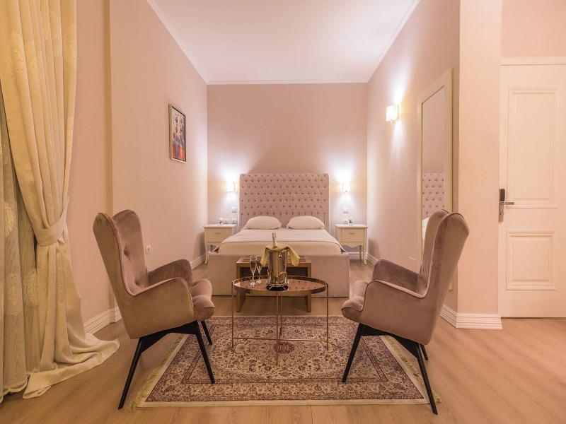 Royal Hill Hotel image
