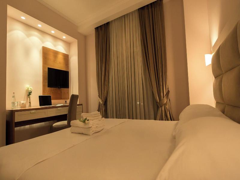 Royal Hill Hotel image