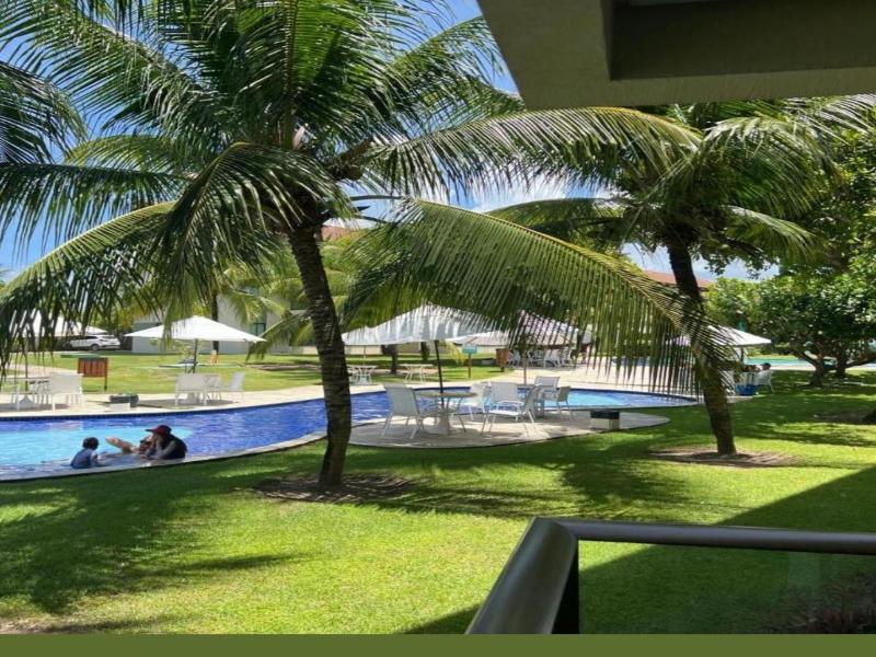 Carneiros Beach Resort