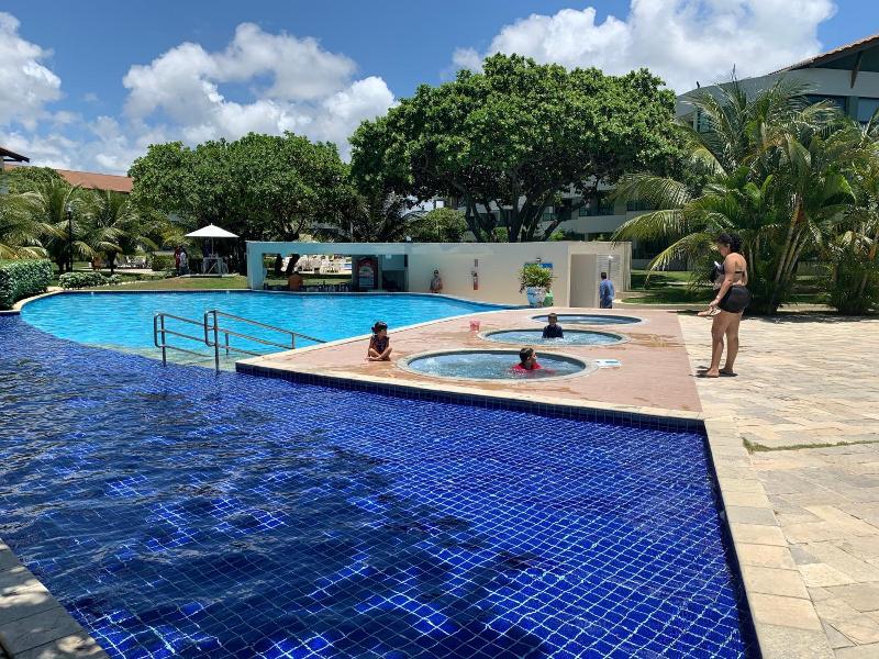 Carneiros Beach Resort