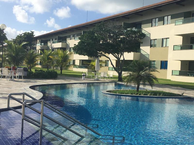 Carneiros Beach Resort