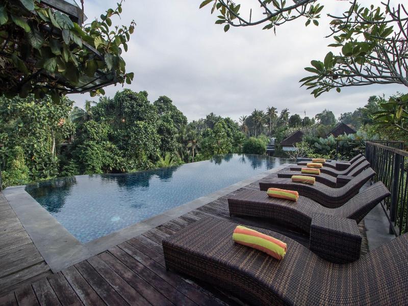 Tirta Arum image