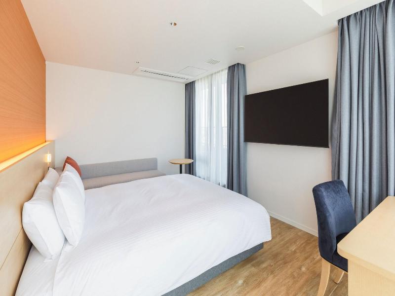 Sotetsu Hotels The Splaisir Yokohama image