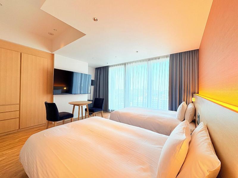 Sotetsu Hotels The Splaisir Yokohama image