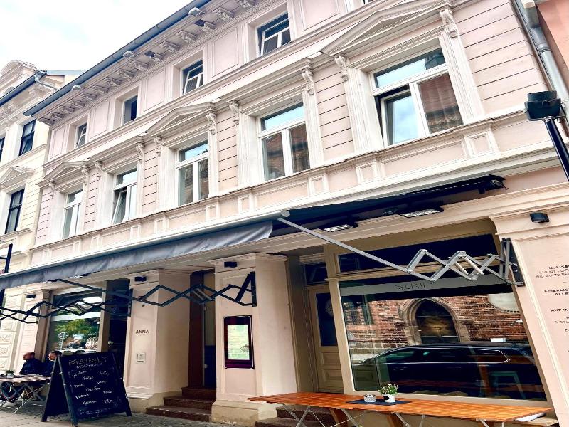 Hotel Anna image