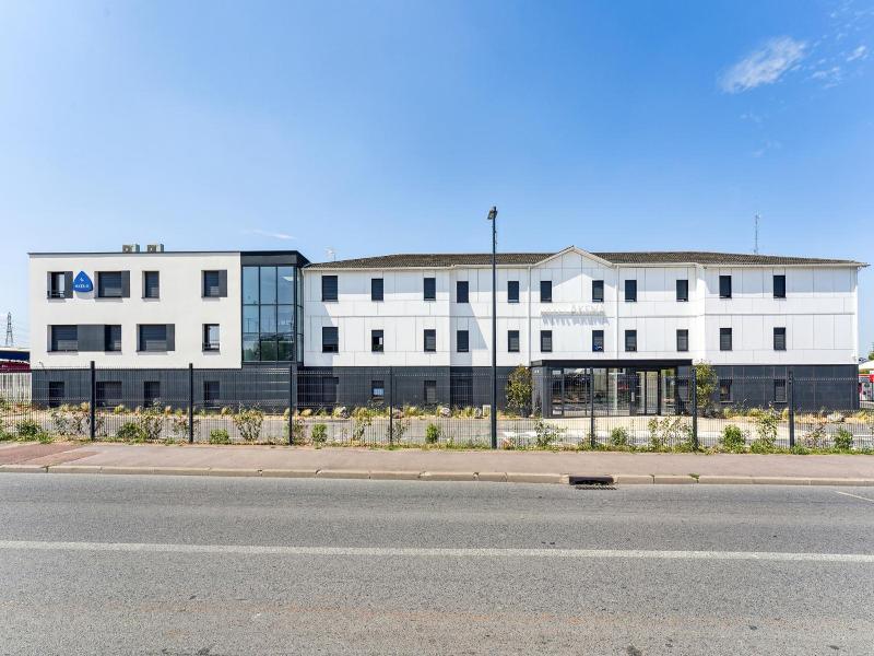 Hôtel Akena Pierrelaye image