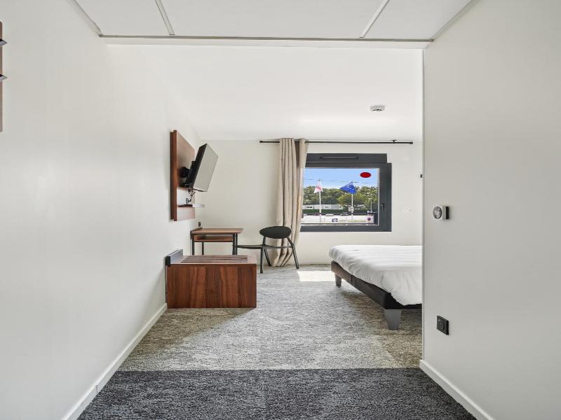 Hôtel Akena Pierrelaye image