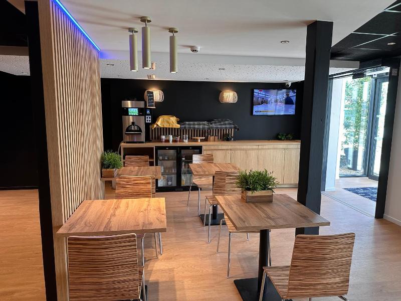 Hôtel Akena Pierrelaye image