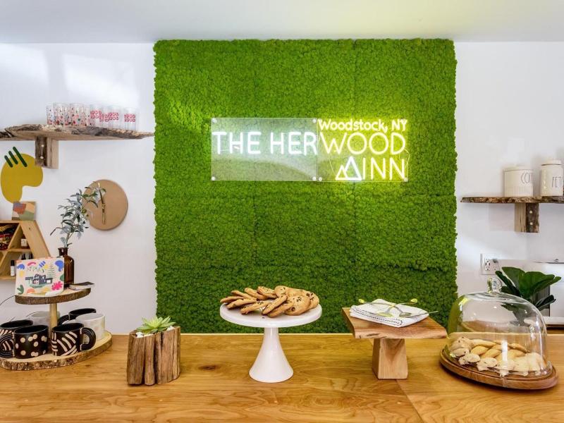 The Herwood Inn image