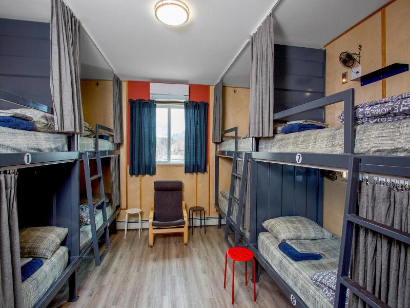 Jasper Downtown Hostel
