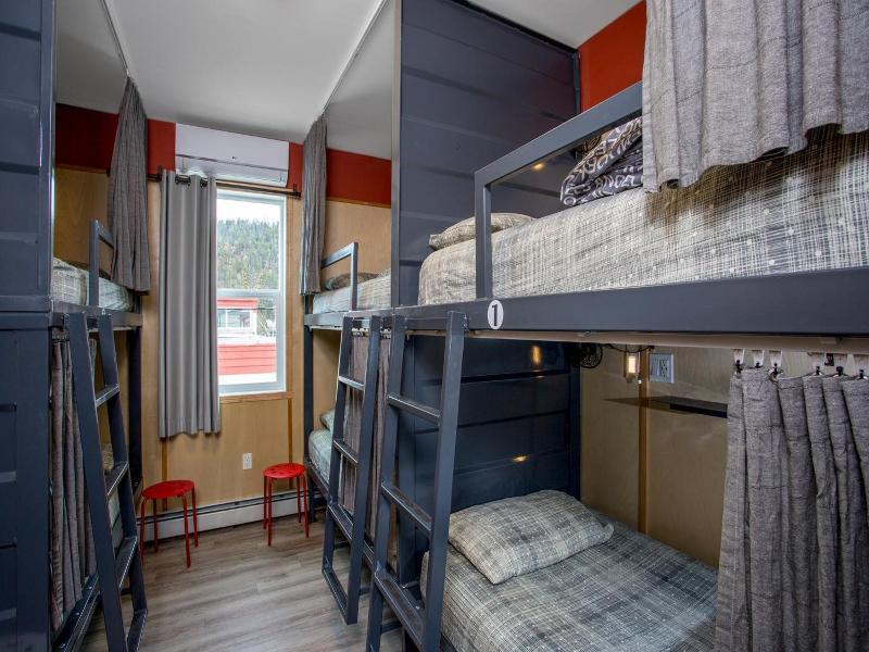 Jasper Downtown Hostel
