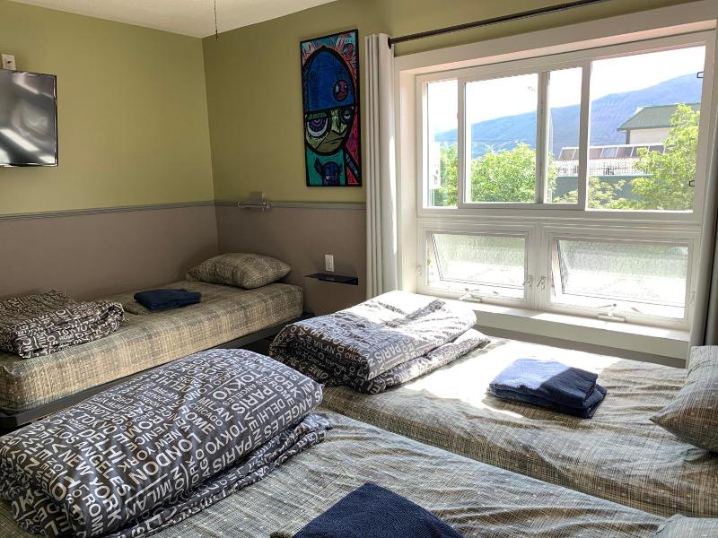Jasper Downtown Hostel