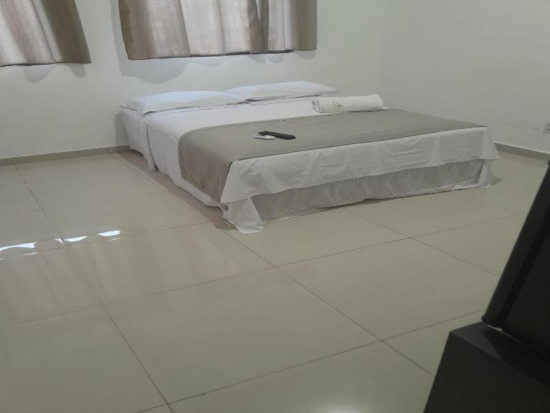Central Palace Hotel image