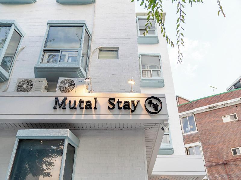 Mutal Stay image
