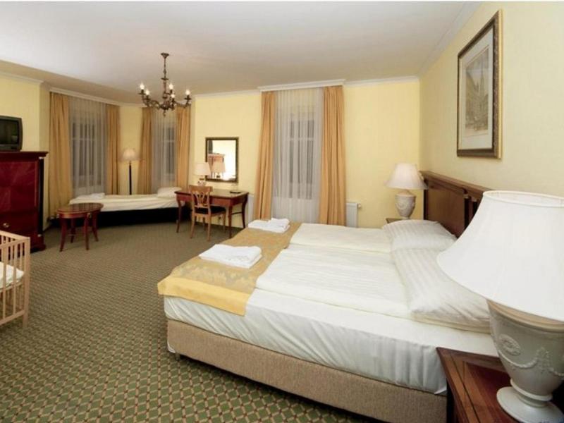 Hotel Villa Huber image