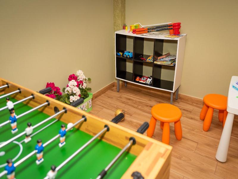 Apartamentos Navalin image