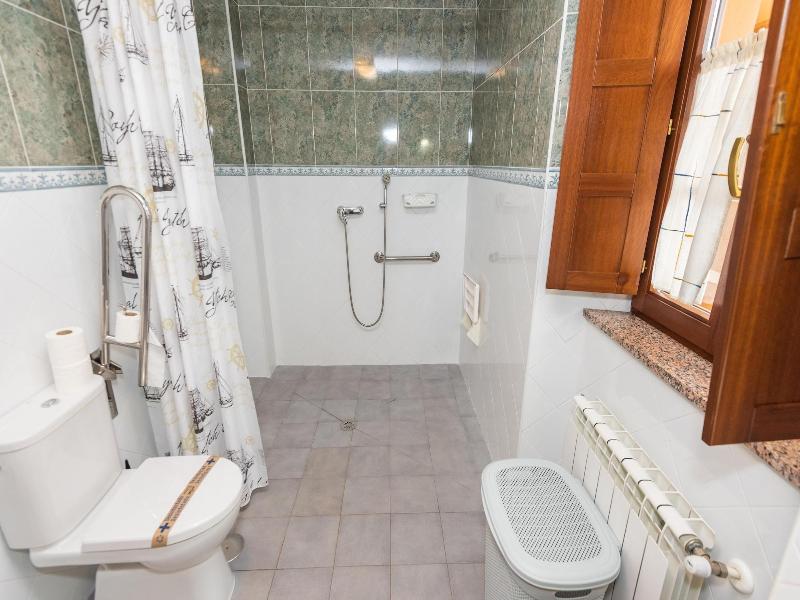 Apartamentos Navalin image