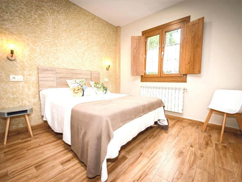 Apartamentos Navalin image