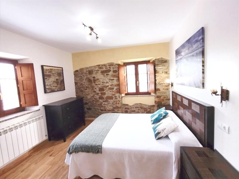 Apartamentos Navalin image