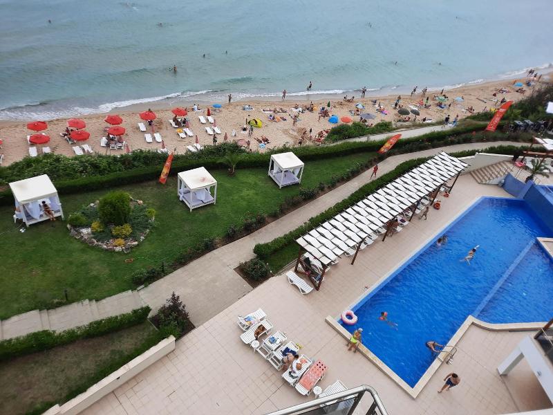Byala Vista Cliff Apartments