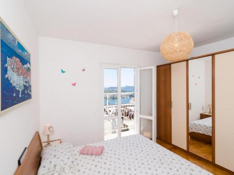 Ivo Guest House image